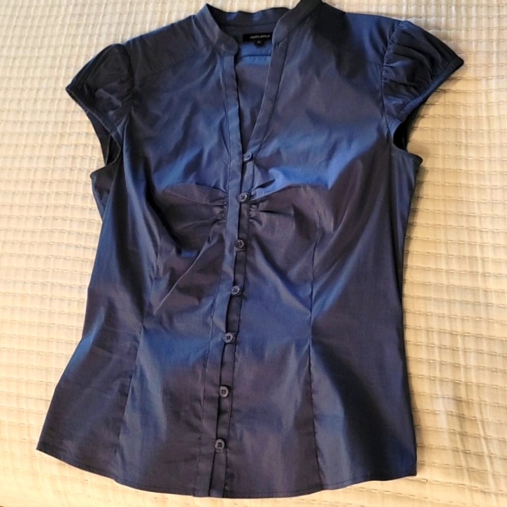 Short sleeve shirt, snug fit